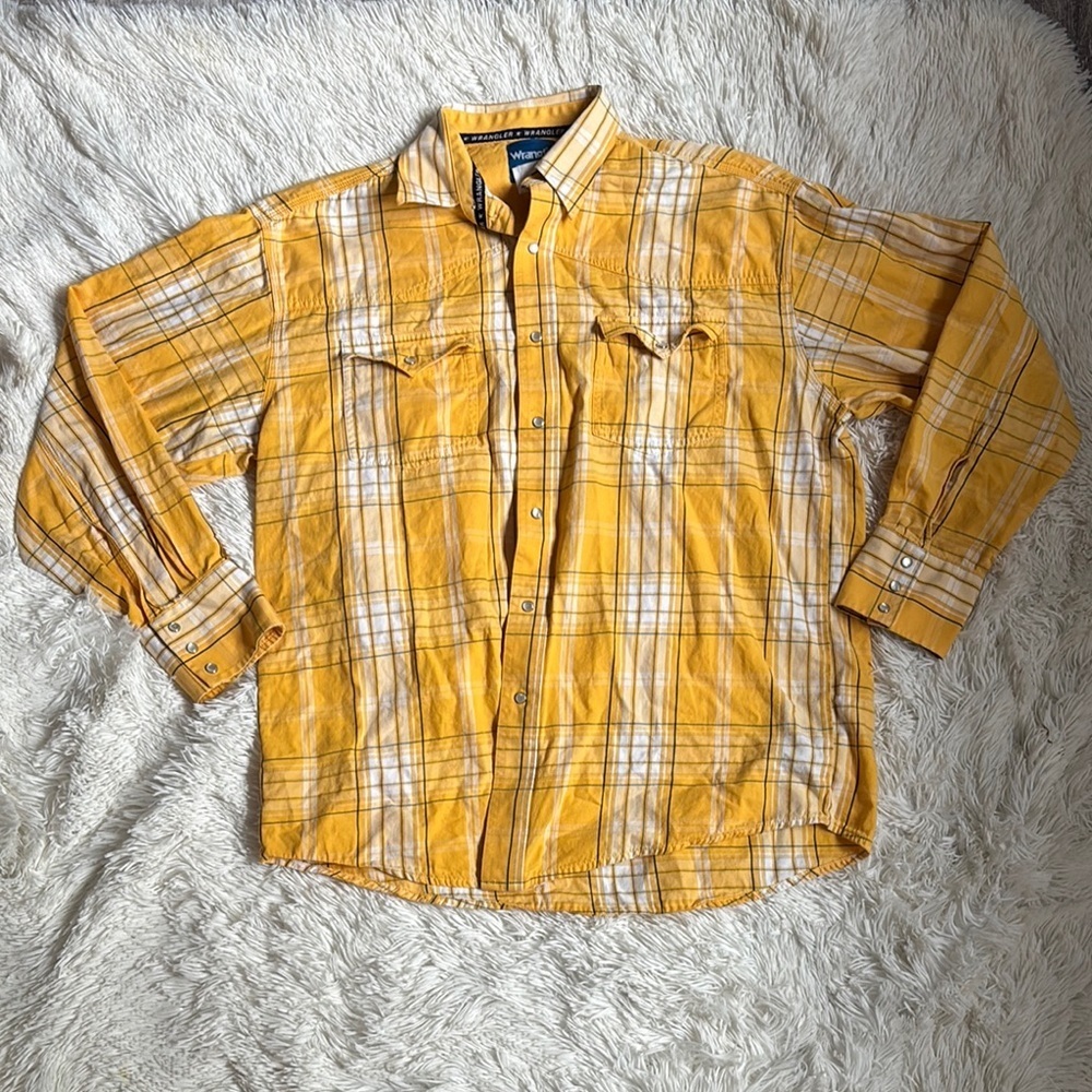 Vintage Wrangler Men's Pearl Snap Shirt